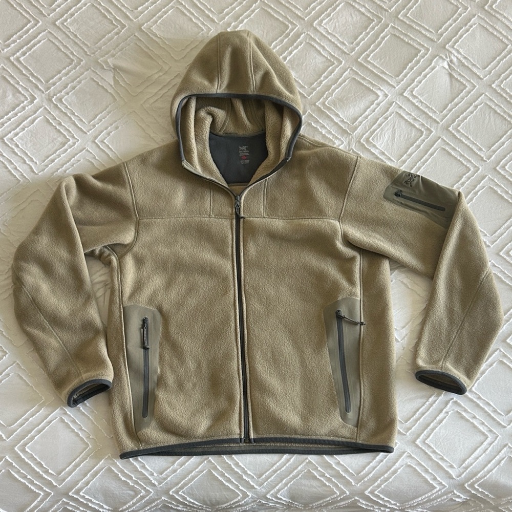 Arc'teryx Tan Polartec Performance Fleece Full Zip Hooded Jacket Sz Large 43”